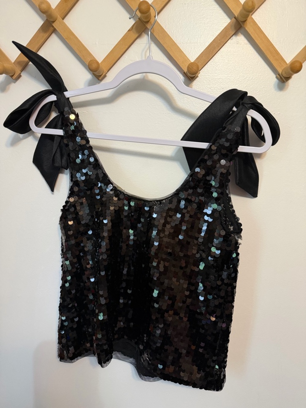 Maeve Anthropologie NWT Sequined Tie-Strap Tank Bows Black Going Out Party XS - Picture 7 of 7